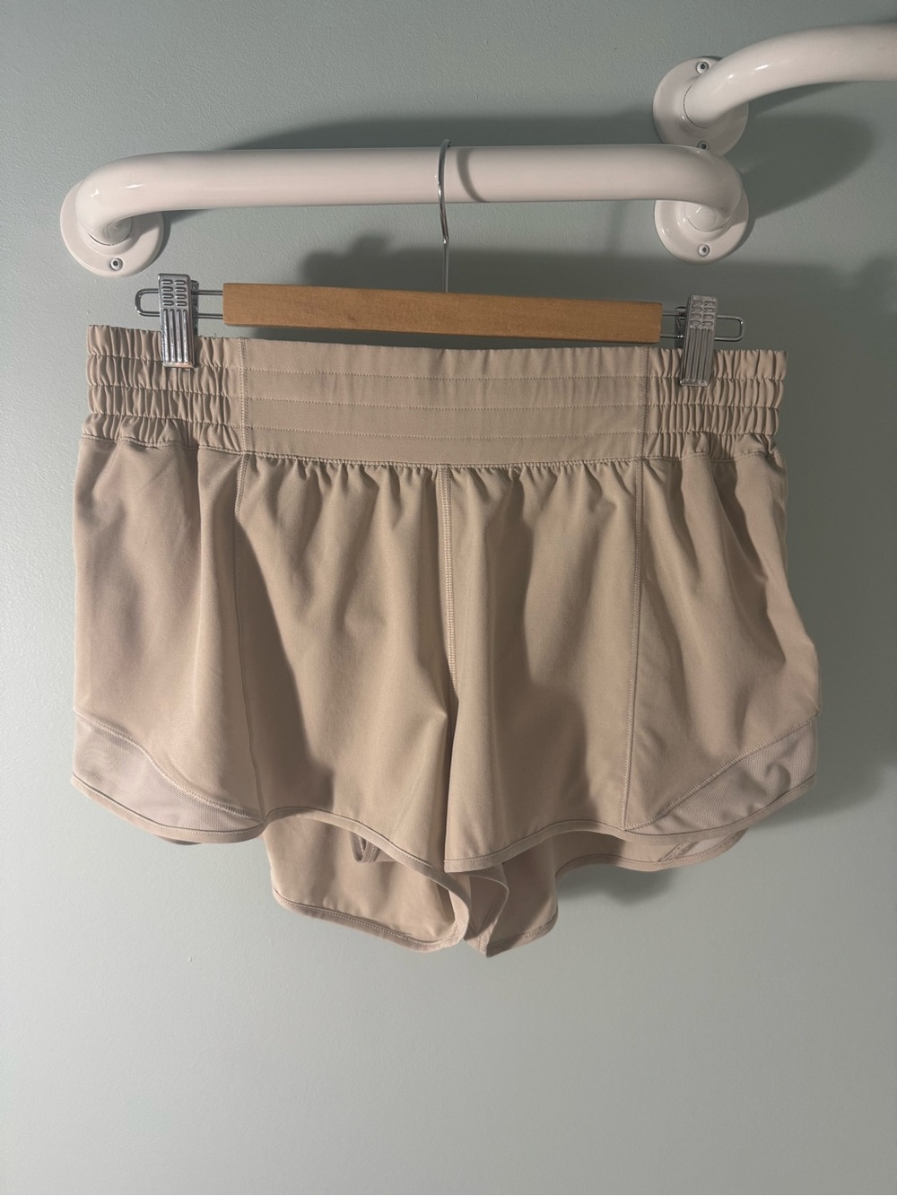 lululemon Hotty Hot Beige Shorts